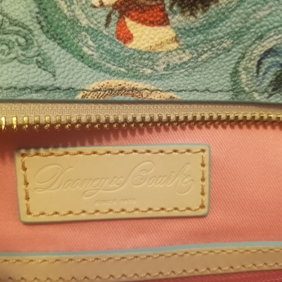 Moana Disney Dooney tote - Picture 11 of 14